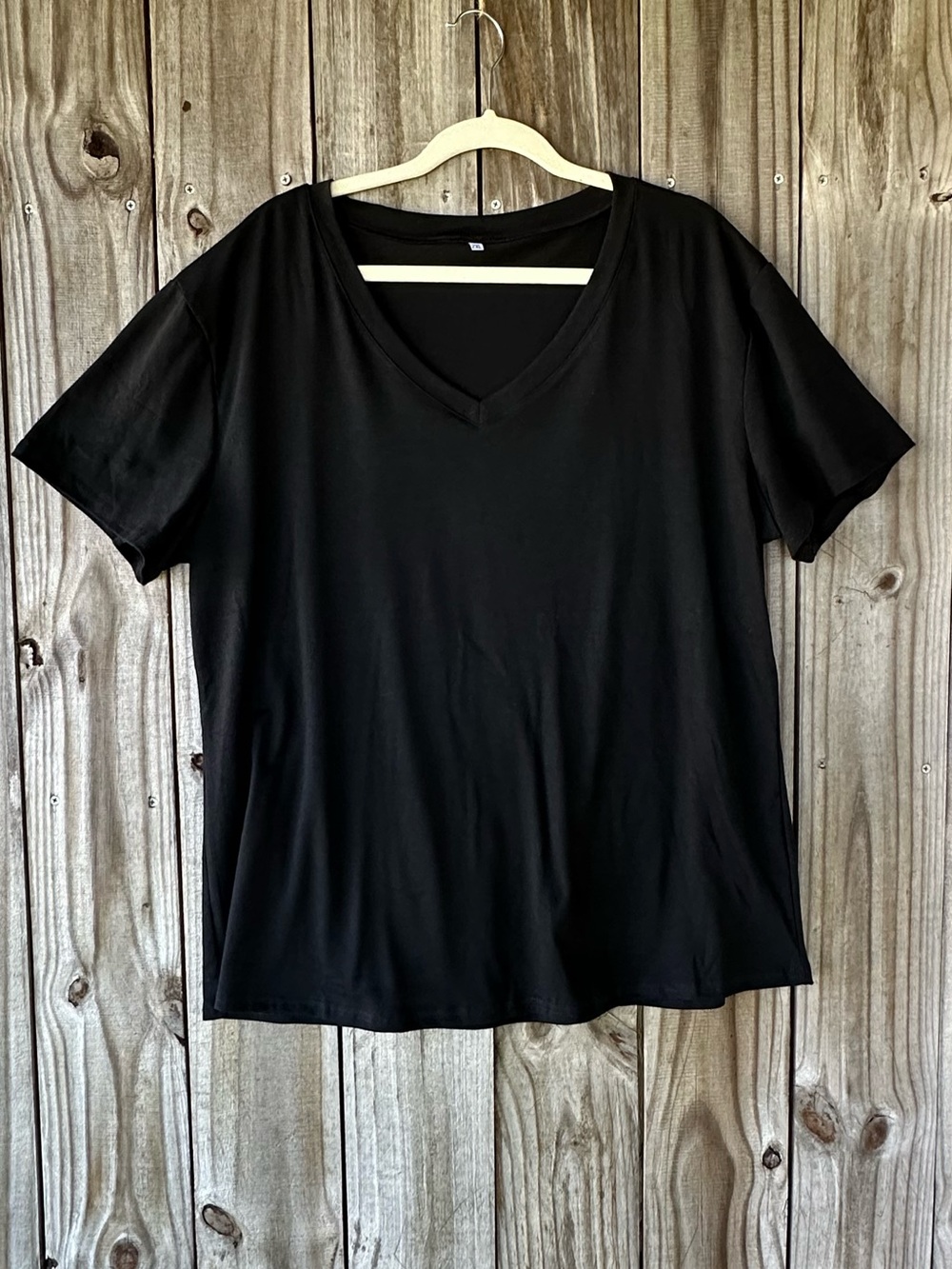 Classic Black V-Neck Top Women’s Plus Sz 2XL Casual Minimalist Comfy athleisure